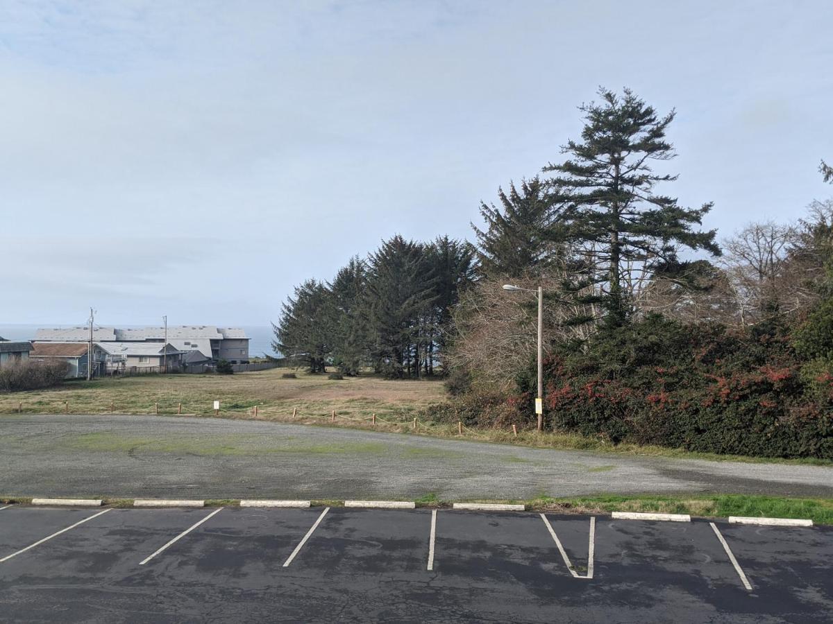 Americoast Inn Brookings Exterior photo